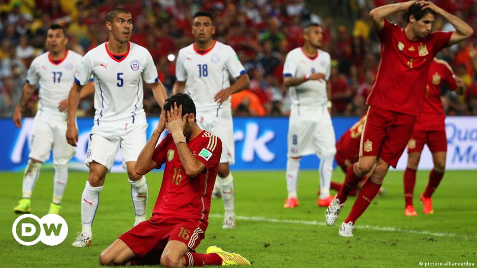 Defending champions Spain eliminated from World Cup by Chile | Sports German football and major international news DW | 18.06.2014