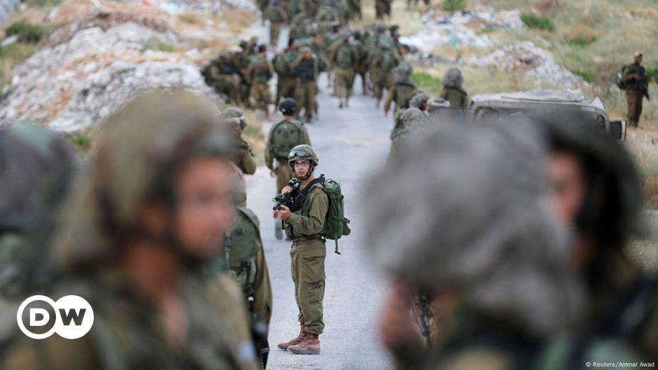 Troops Kill 2 Palestinians – DW – 06/22/2014