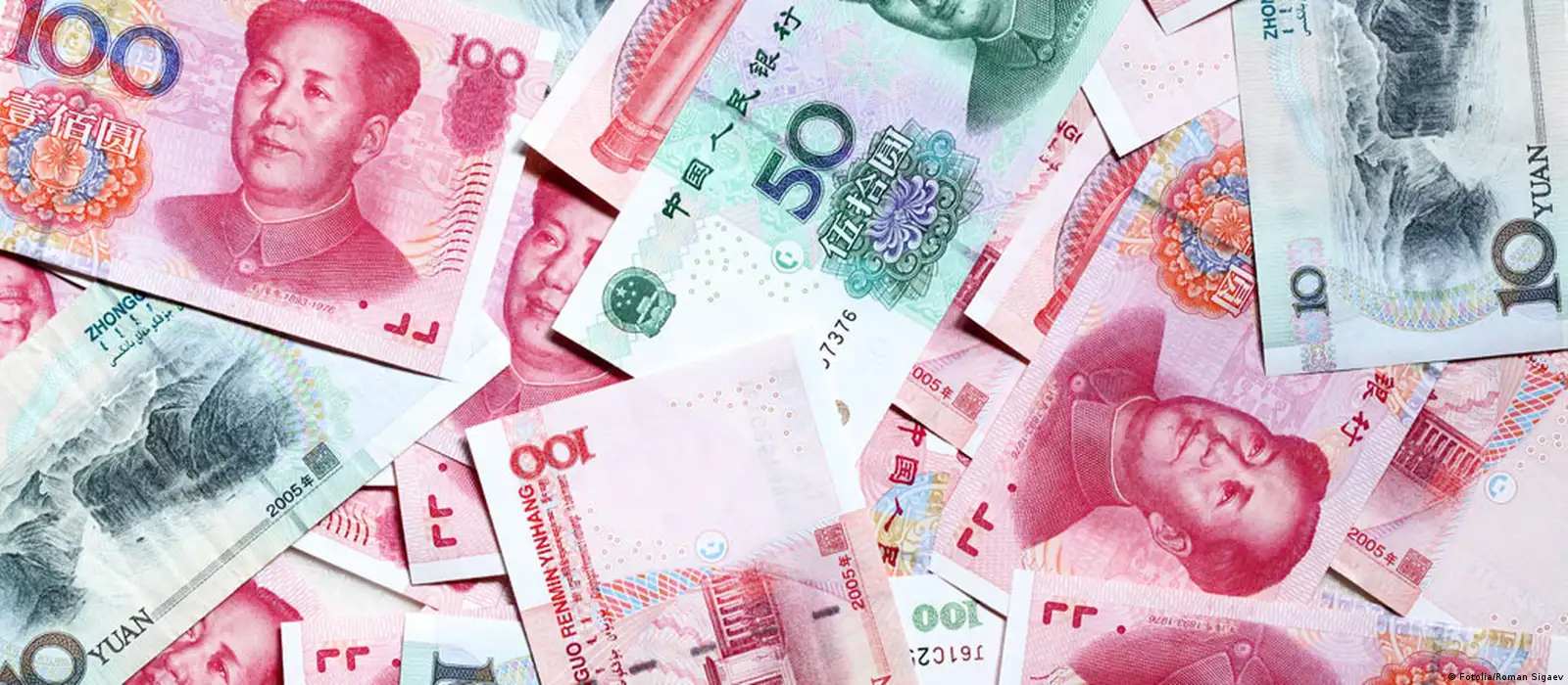 China allows yuan to fall for second day