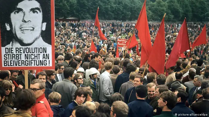 Deutschland Demonstration gegen Notstandgesetze 1968 in Bonn