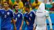 Un jugador de Irán reacciona triste tras un gol de Bosnia-Herzegovina. Un jugador de Irán reacciona triste tras un gol de Bosnia-Herzegovina.