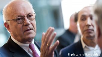 Ганс- Петер Уль