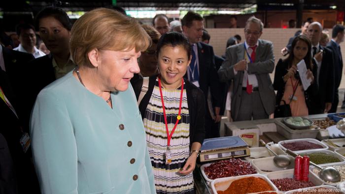 Angela Merkel in China (picture-alliance/dpa)