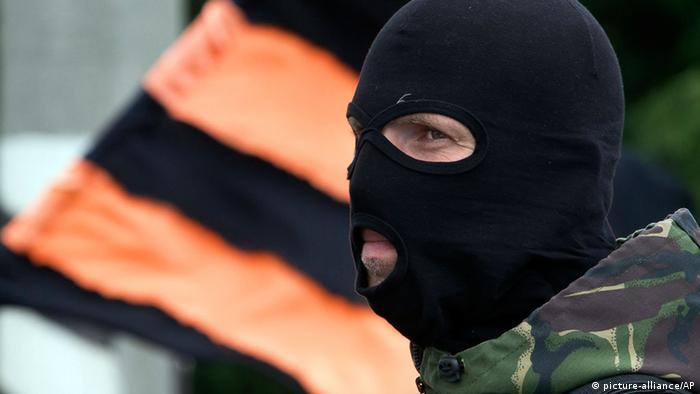 Donezk Ukraine Separatisten Kämpfer 06.07.2014