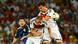 Im WM-Fnale kämpfen Argentiniens Lionel Messi (l.), Mats Hummels (r.) und Benedikt Höwedes um den Ball (Foto: REUTERS/Michael Dalder) Im WM-Fnale kämpfen Argentiniens Lionel Messi (l.), Mats Hummels (r.) und Benedikt Höwedes um den Ball (Foto: REUTERS/Michael Dalder)