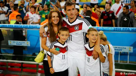 Fußball WM 2014 Deutschland gegen Argentinien Miroslav Klose mit Familie 