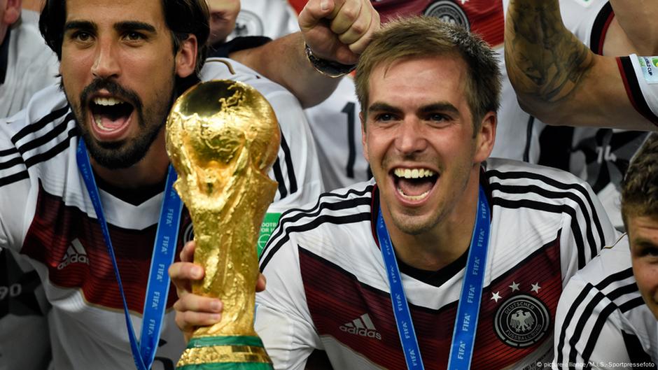 Philipp Lahm On Retirement I Asked Myself Whether I Could Still Do It Sports German Football And Major International Sports News Dw 17 01 2018