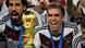 Philipp Lahm (r.) hält den WM-Pokal in der Hand, daneben jubelt Sami Khedira (l.) (Foto: dpa) Philipp Lahm (r.) hält den WM-Pokal in der Hand, daneben jubelt Sami Khedira (l.) (Foto: dpa)