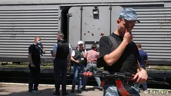 MH17 Ukraine OSZE Separatisten Wagon Leichen Lager 20.7.2014