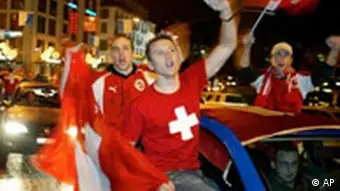 Fußball Schweiz Türkei Fans in Luzern