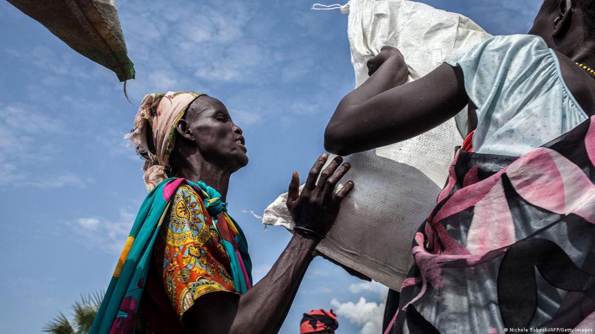 Delivering food aid in South Sudan DW 09/15/2014