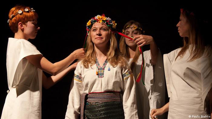 Вистава осучасненої п'єси Великий льох у Відні