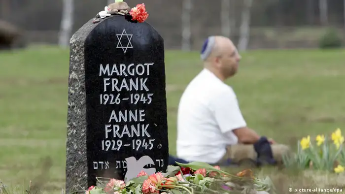 Grabstein Anne und Margot Frank