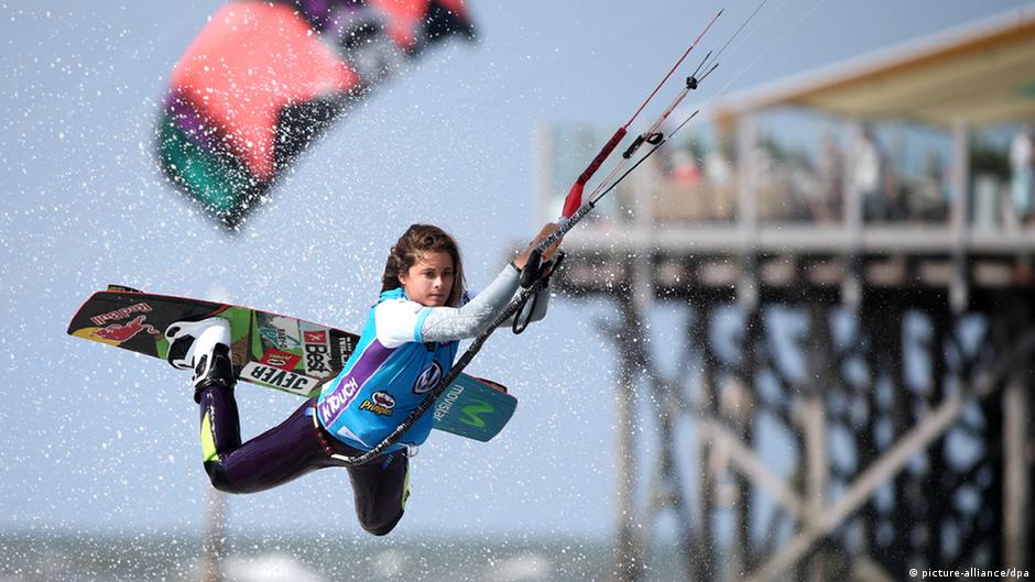 Kitesurfing champion DW 08/10/2014