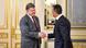 El secretario general de la OTAN, Anders Fogh Rasmussen (der.) y el presidente ucraniano, Petro Poroshenko. El secretario general de la OTAN, Anders Fogh Rasmussen (der.) y el presidente ucraniano, Petro Poroshenko.