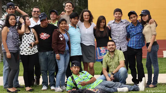 Participants of the DW Akademie's project Reporteros Jovenes in Guatemala City (photo: Edgar Zamora).