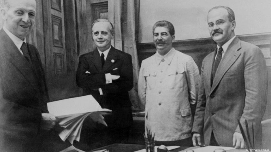 Реферат: Hitler And Stalin