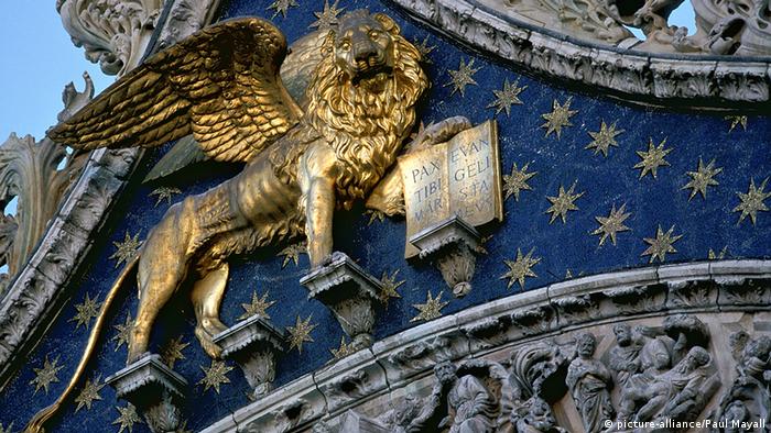 Zlatni lav na katedrali Svetotg Marka u Veneciji