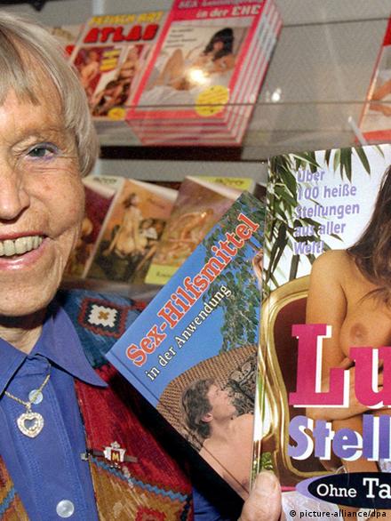 Sex Women Magazines - The woman behind the world's first sex shop: Beate Uhse â€“ DW â€“ 10/25/2019