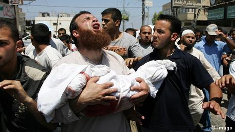 Gaza Beerdigung Trauer Kind Malek Shaat 