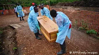 Sierra Leon Ebola Beerdigung Opfer 14.08.2014