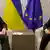 Петро Порошенко під час зустрічі з Германом ван Ромпеєм