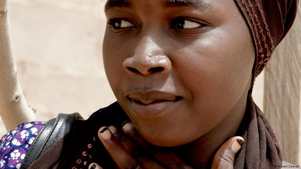 Forced into marriage: children in Niger â€“ DW â€“ 09/02/2014
