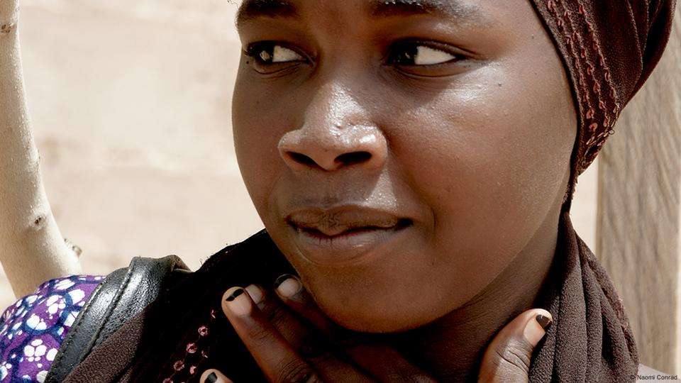 Forced into marriage children in Niger – DW