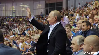 Russland Tscheljabinsk Applaus für Wladimir Putin 31.08.2014