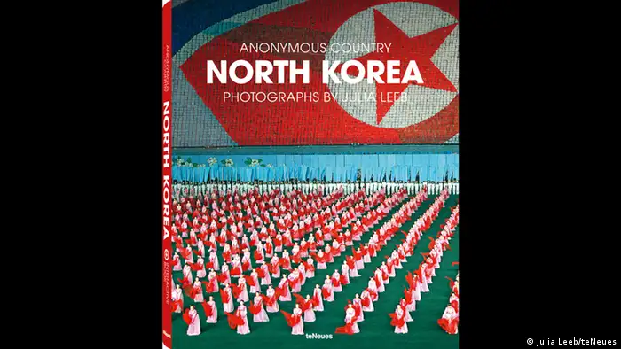 Buchcover North Korea - Anonymous Country von Julia Leeb teNeues Verlag 