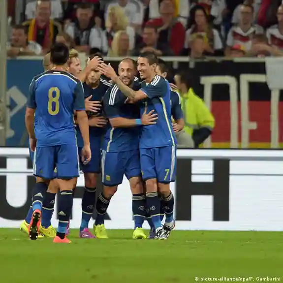 Campeões da Copa do Mundo 2014, alemães elogiam o Brasil - Jornal