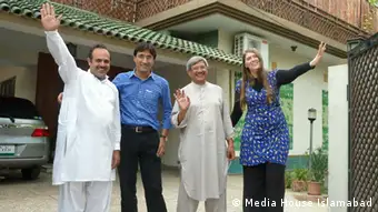 My Pakistani family (from left to to right): Muhammad Shafiq, Media House coordinator; Asif Khan, DW Akademie country representative, Shajahan Sayed, CEO of Media House (photo: Media House Islamabad).