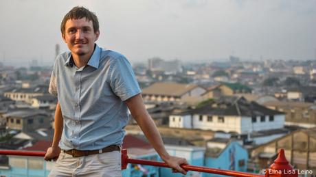 For me, Deutsche Welle reflects the world as it should be - progressive, multicultural and committed to the good. I've met people at DW who share these ideals. I'm part of the 2005/ 2006 class and we still go on holiday together. Aarni Kuoppamäki, Project manager for DW Akademie