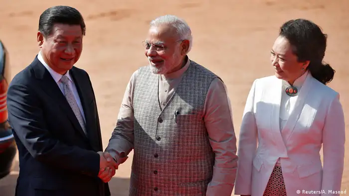 Indien Staatspräsident von China Xi Jinping trifft Premierminister von Indien Narendra Modi 18.09.2014