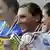 Radrennen Zeitfahren Weltmeisterin Lisa Brennauer mit Goldmedaille auf dem Siegerpodest (Foto: JAVIER SORIANO/AFP/Getty Images)