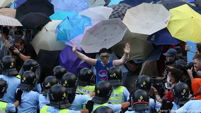 陈奕迅广州演唱会歌单风波与被封杀的林夕 | 德国之声 来自德国 介绍德国 | DW | 20.06.2023