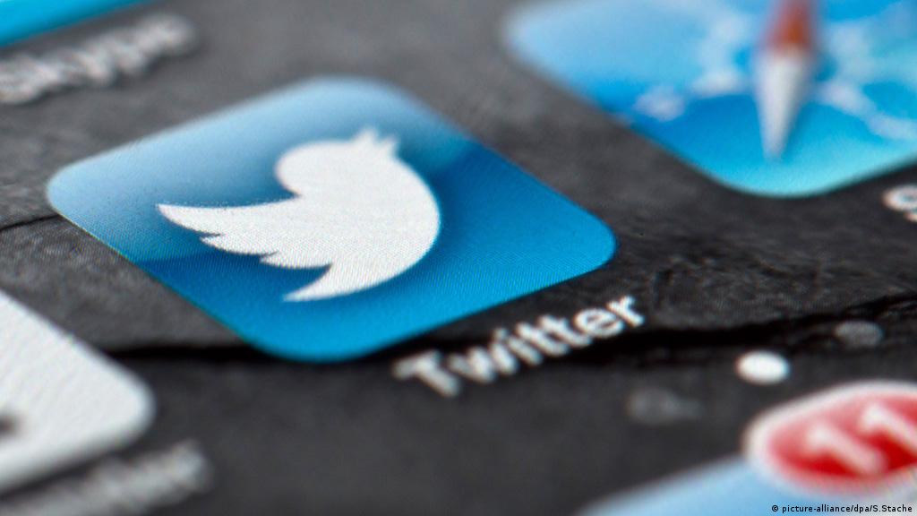 Germany Ranks High On List Of Tweet Censorship Germany News And In Depth Reporting From Berlin And Beyond Dw 10 02 15