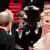 Actriţa Scarlett Johansson şi regizorul Woody Allen la festivalul filmului de la Cannes, unde pelicula sa a fost prezentată în afara concursului