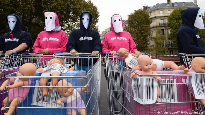 Paris Demonstration gegen Leihmutterschaft und künstliche Befruchtung 5.10.2014