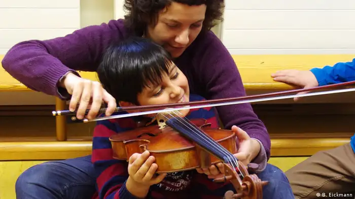 L'émotion que procure le son d'un violon peut se transmettre autrement qu'avec l'ouïe