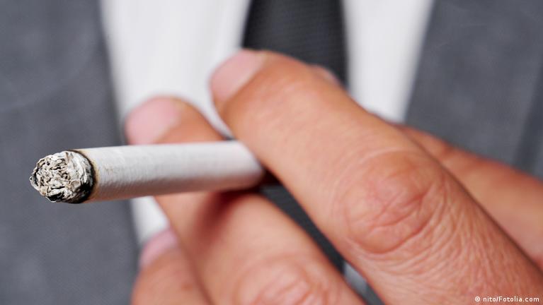 Europeans live longer but smoke too much