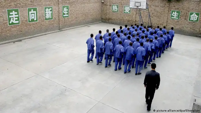 Bildergalerie Entzugskliniken Zwangsweiser Drogenentzug in China