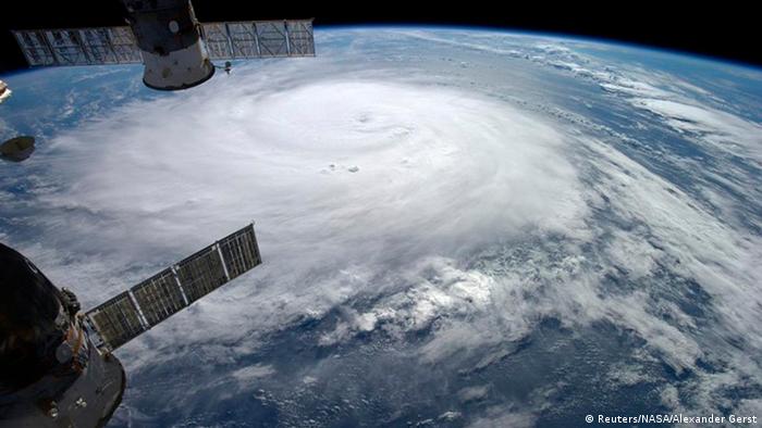 Hurrikan Gonzalo über Atlantischem Ozean 17.10.2014 (Reuters/NASA/Alexander Gerst)