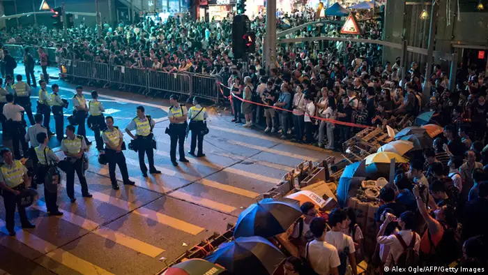 Zusammenstöße Demonstranten und Polizei Hong Kong 18.10.2014