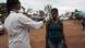 Ebola Grenzkontrolle an der Grenze zu Guinea (Foto: Reuters) Ebola Grenzkontrolle an der Grenze zu Guinea (Foto: Reuters)