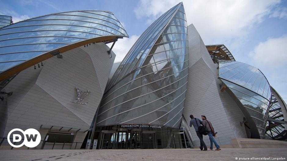 A Visit to the Louis Vuitton Foundation: Everything You Need to Know - DW