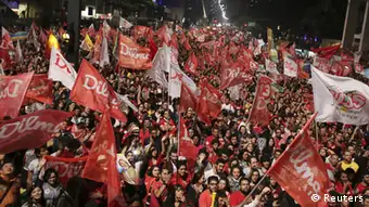 Anhänger von Dilma Rousseff nach Stichwahl in Brasilien