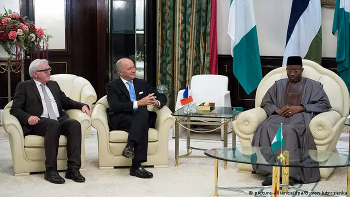 Nigeria Deutschland Frankreich Steinmeier und Fabius bei Goodluck Jonathan in Abuja