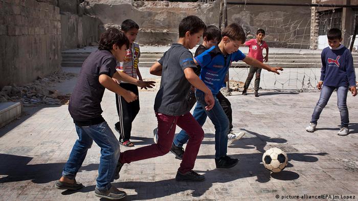 Syrien Fußball Kinder Straße Aleppo