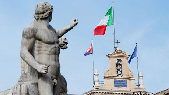 Symbolbild Italien Präsident Napolitano Aussage Gericht (Reuters/Alessandro Bianchi)